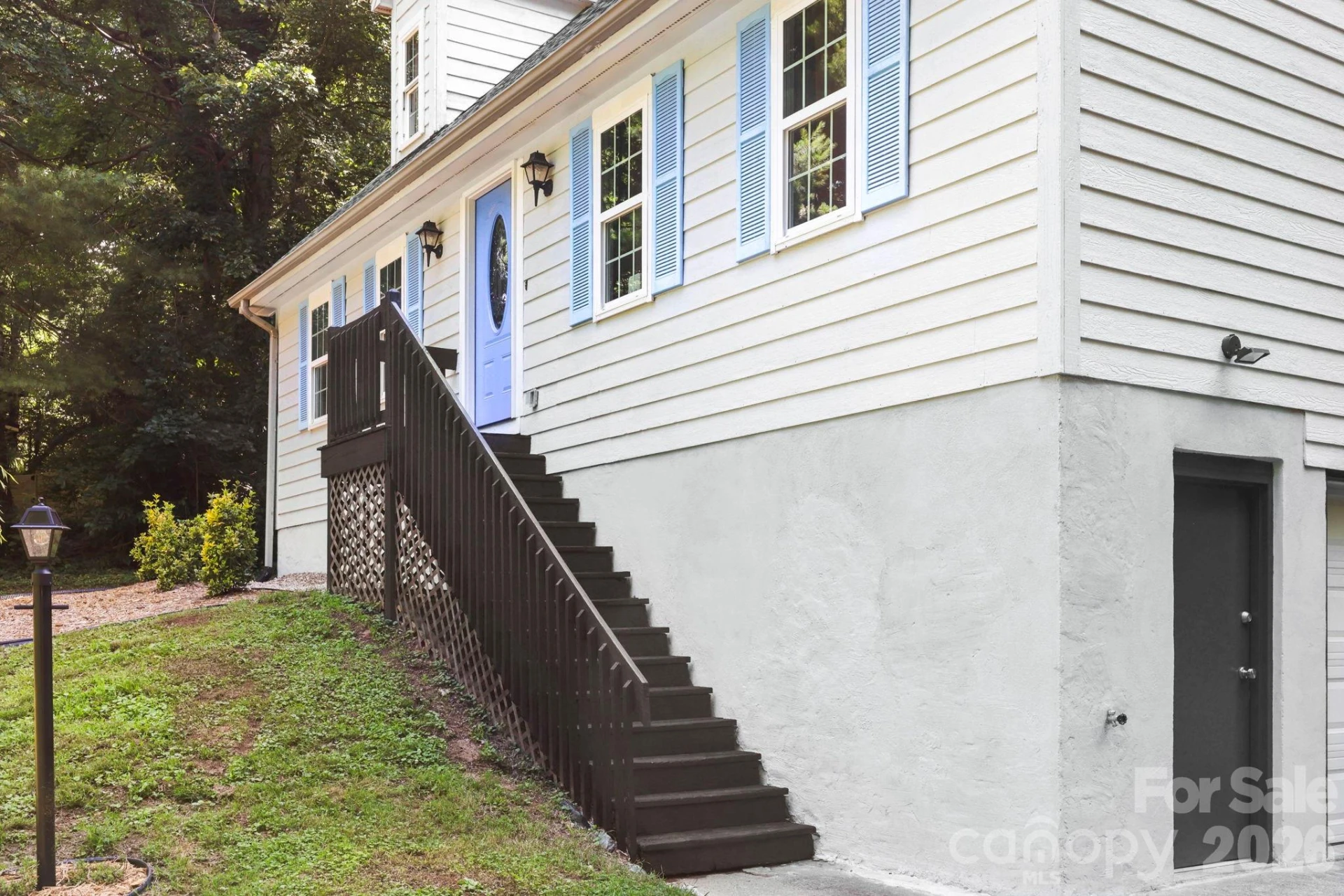 209 Mint Way - Photo 3