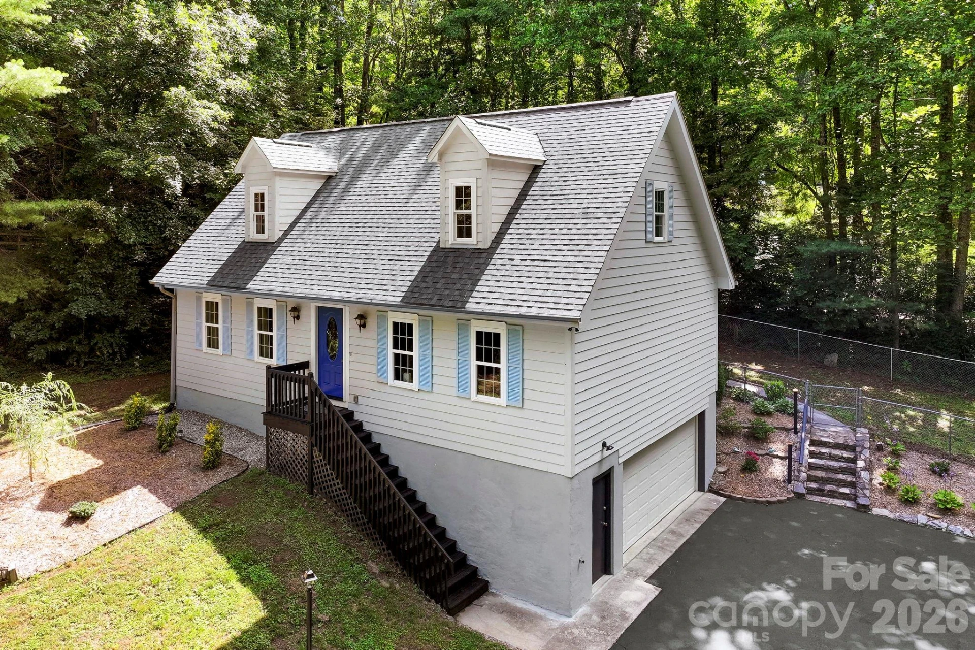 209 Mint Way - Photo 3