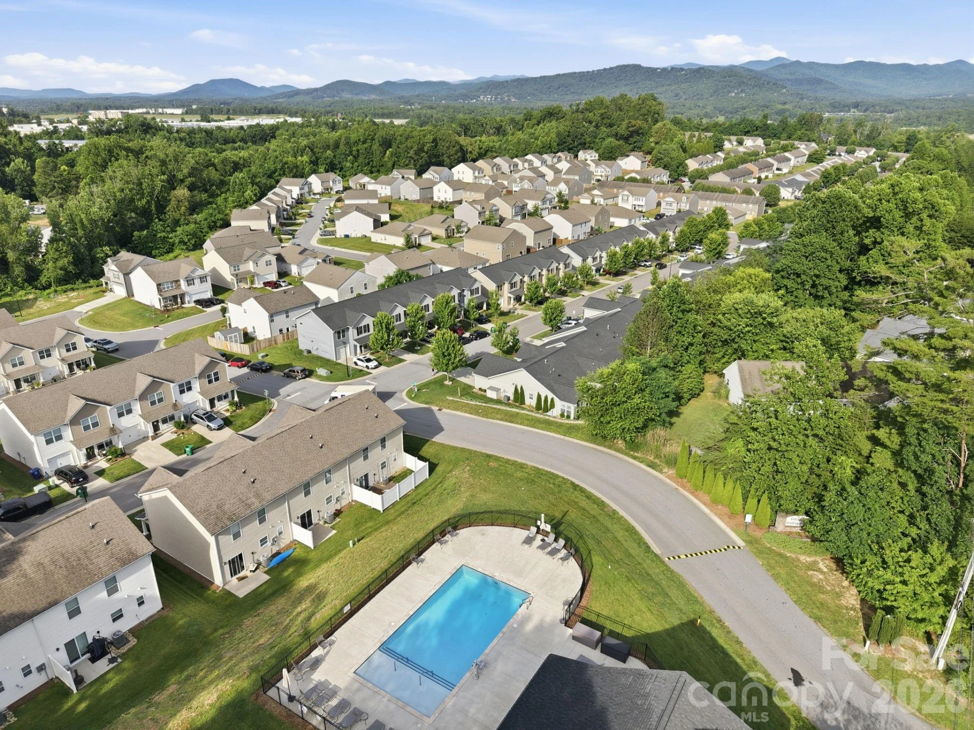 83 Sunny Meadows Boulevard - Photo 32