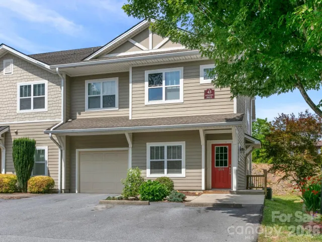 43 Foxden Drive, Fletcher, NC, 28732