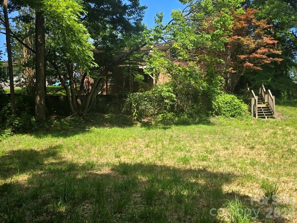 629 Willow Road - Photo 13
