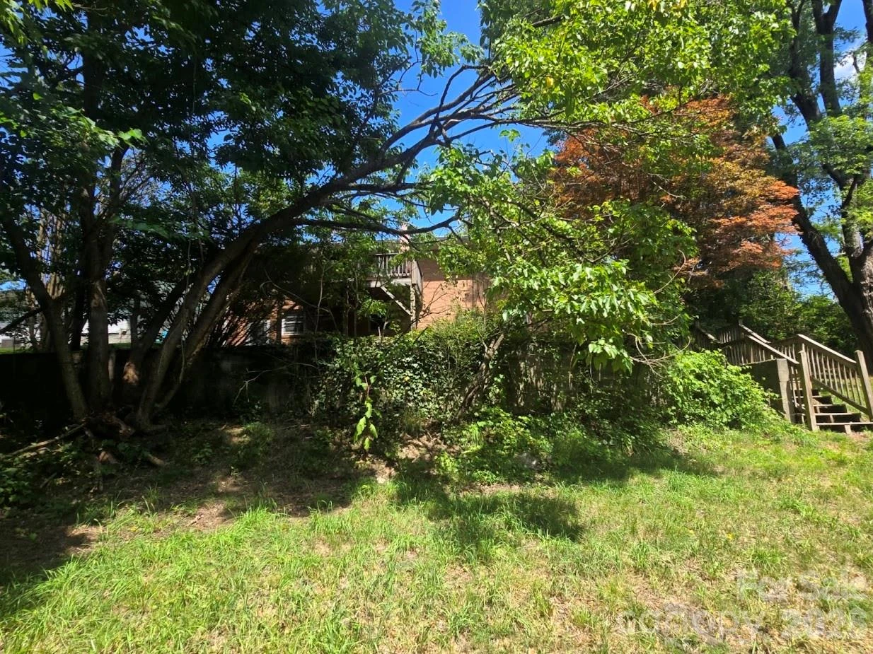 629 Willow Road - Photo 16
