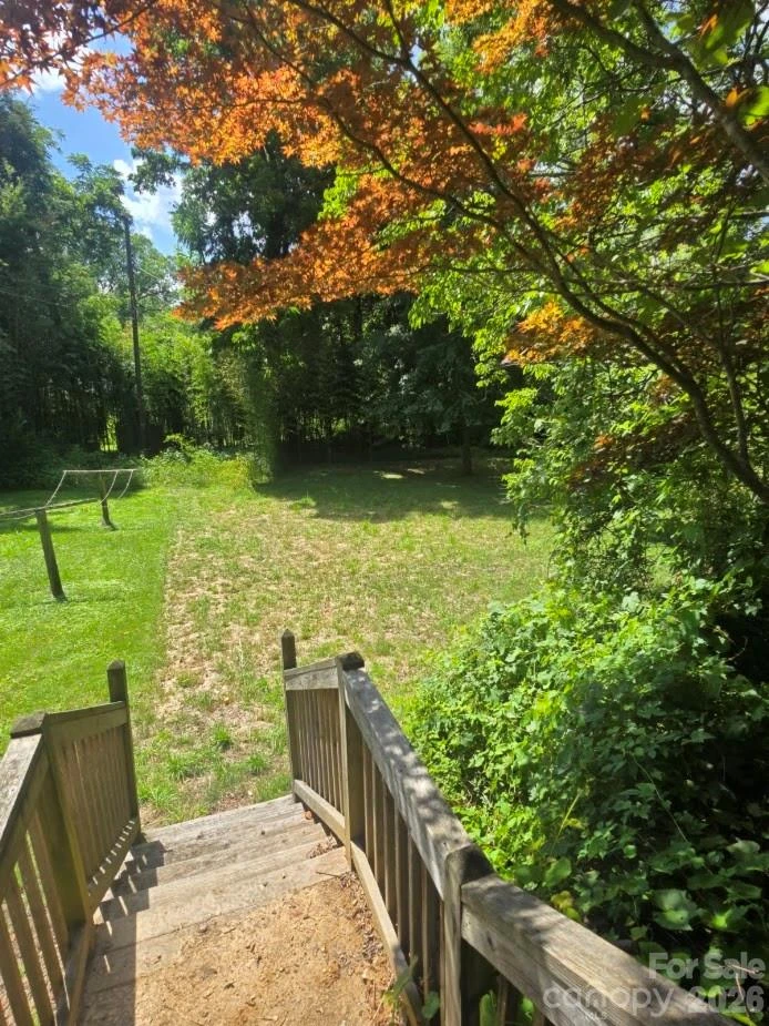 629 Willow Road - Photo 17