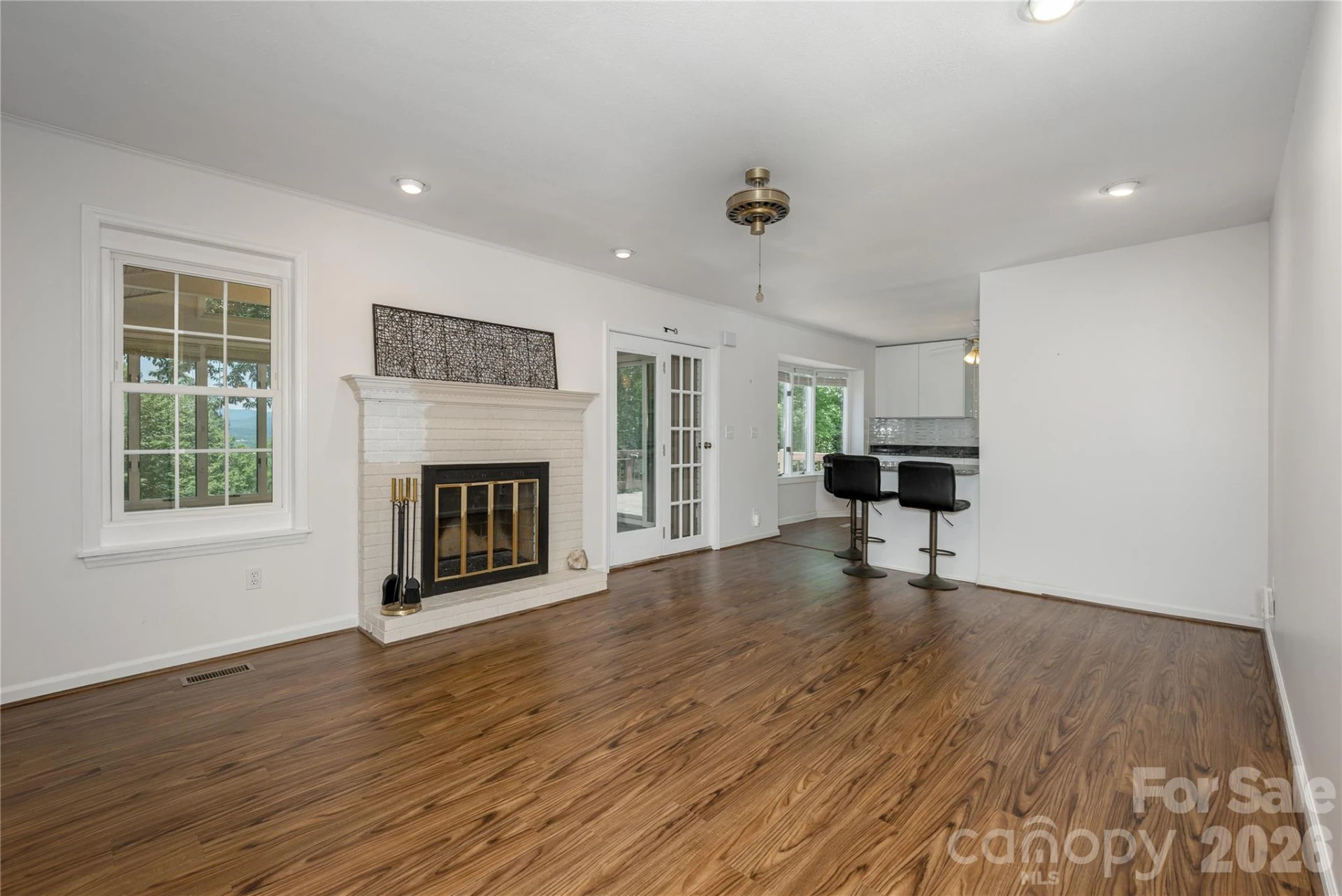 615 Goldview Drive - Photo 12