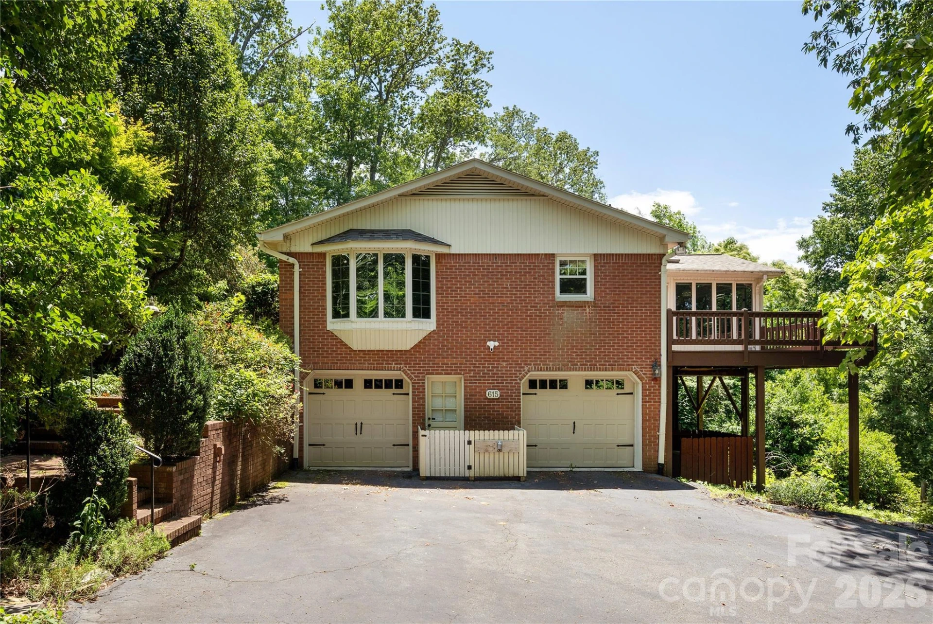 615 Goldview Drive - Photo 37