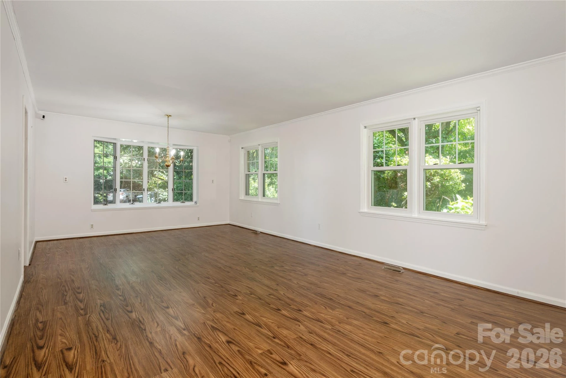 615 Goldview Drive - Photo 8