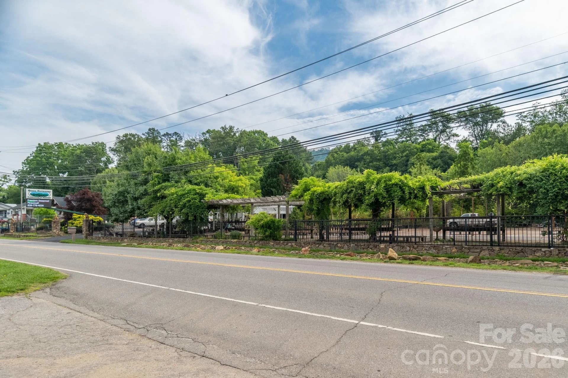 91 Weaverville Road - Photo 2