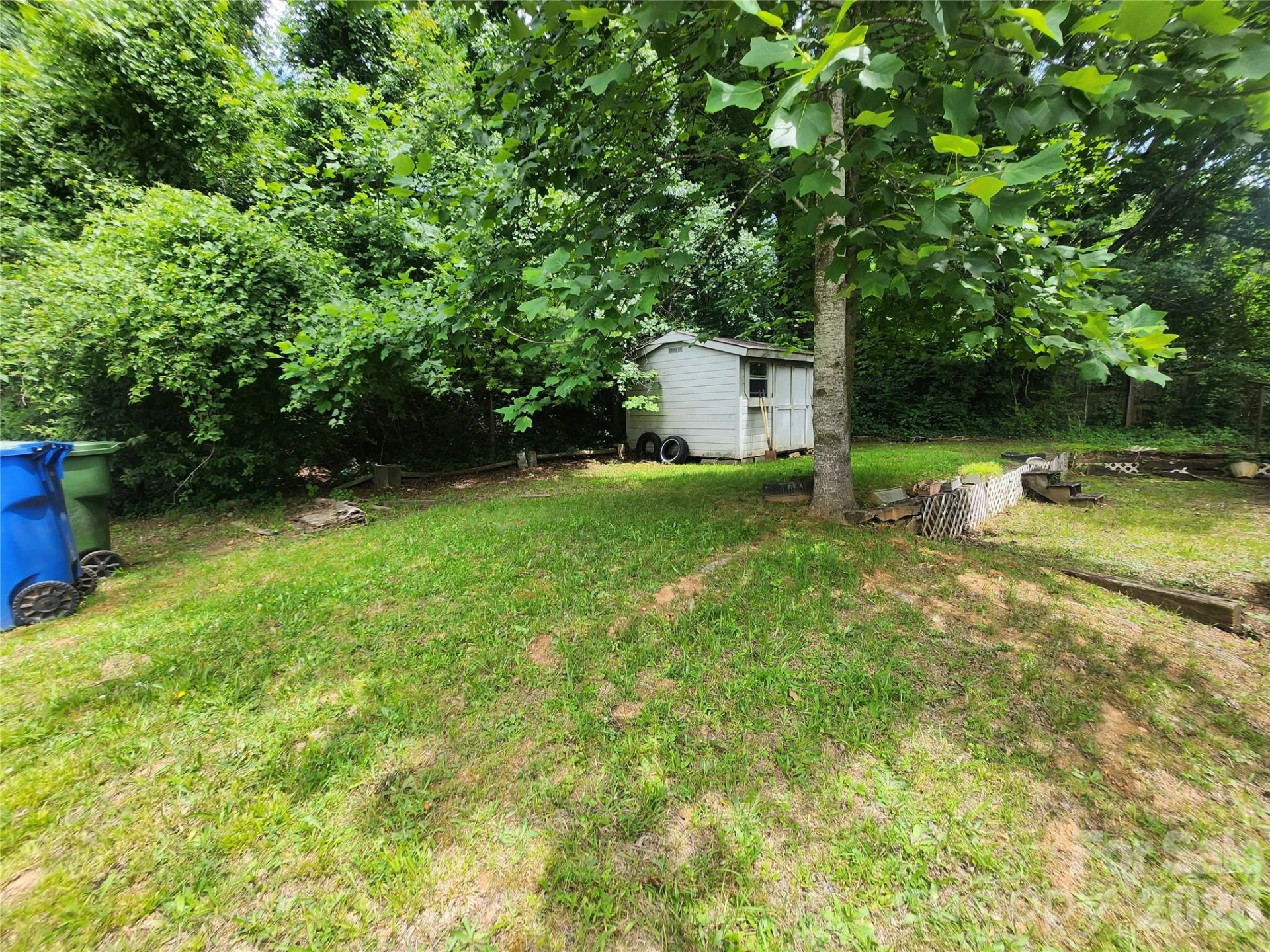 208 London Road - Photo 3