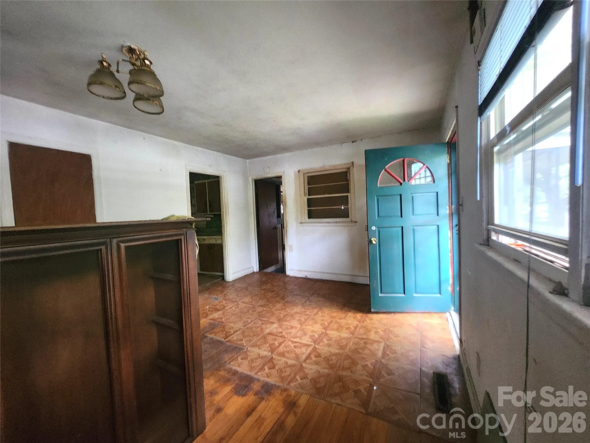 208 London Road - Photo 4