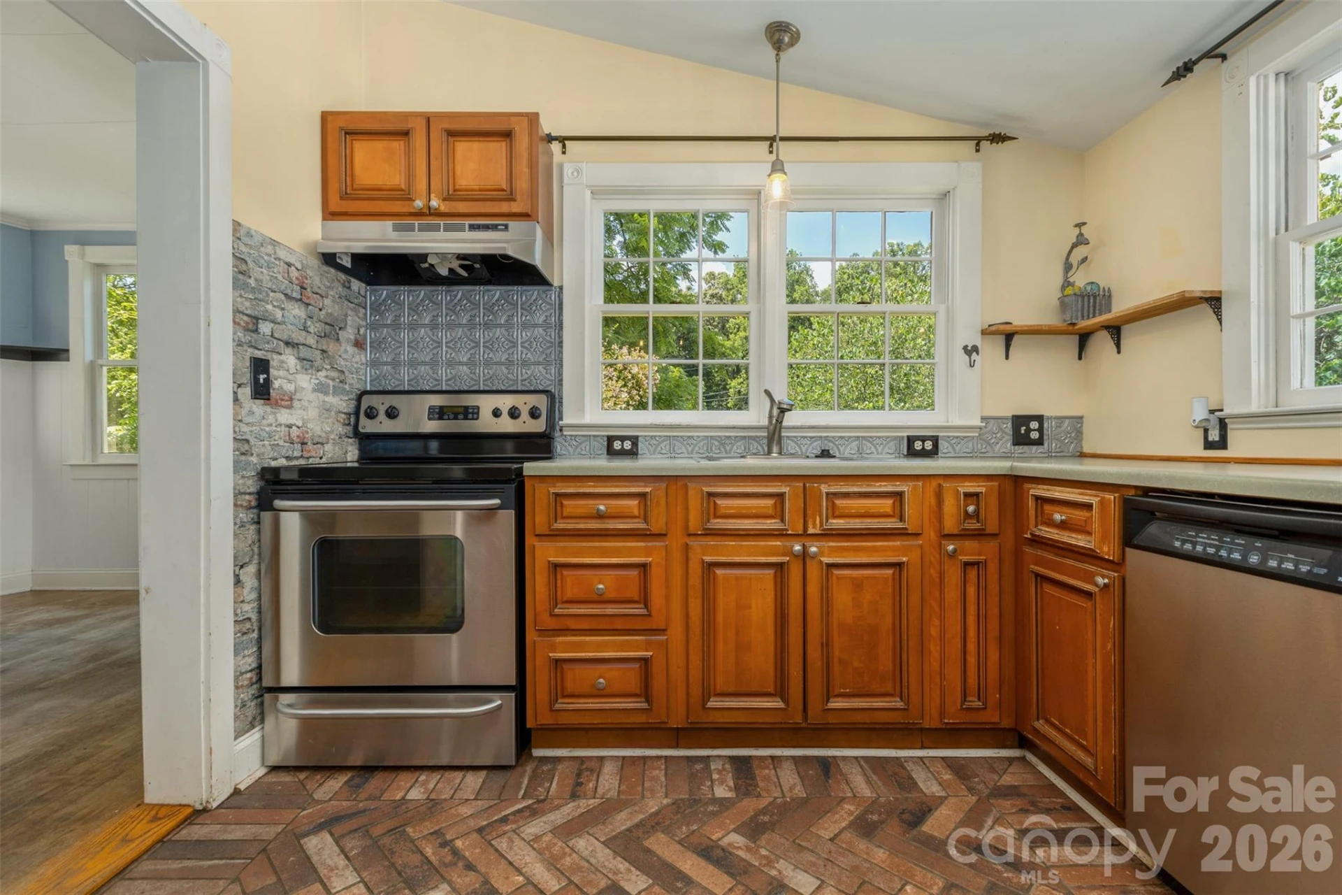 100 Cannon Drive - Photo 6