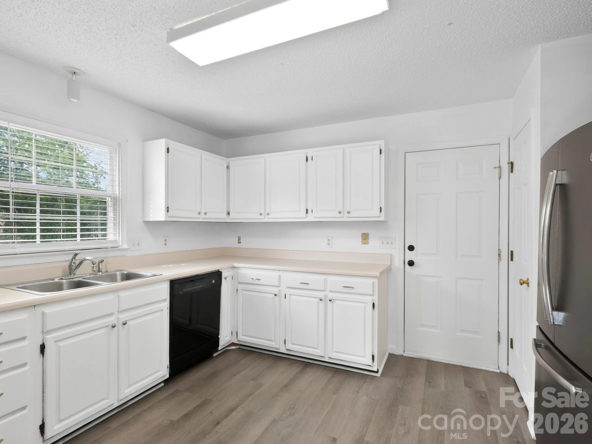 1 Strathmore Drive - Photo 15