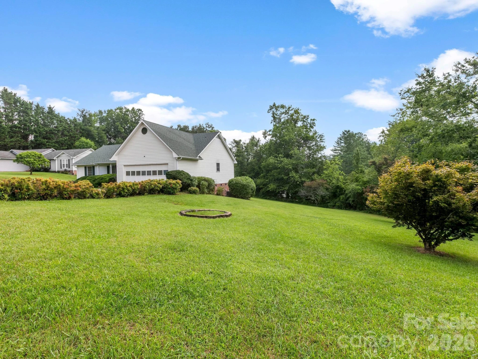 1 Strathmore Drive - Photo 3