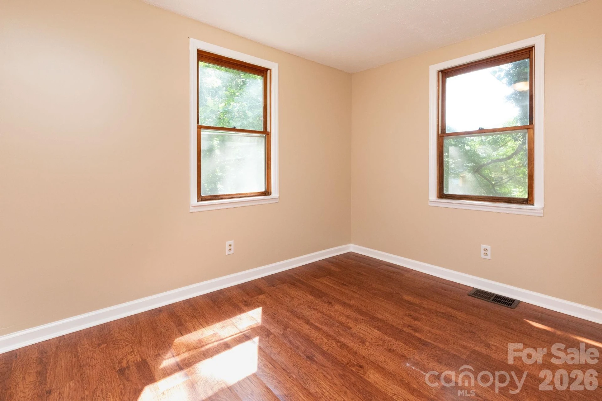 129 Shelburne Road - Photo 12