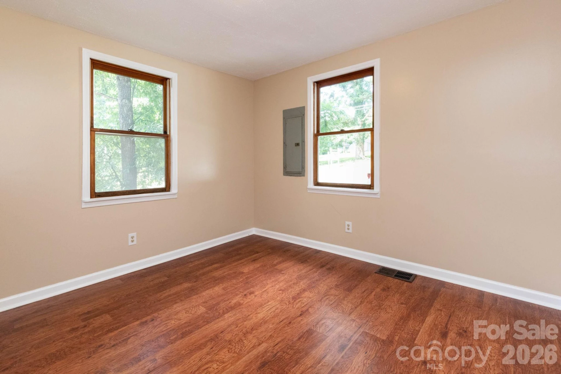129 Shelburne Road - Photo 16