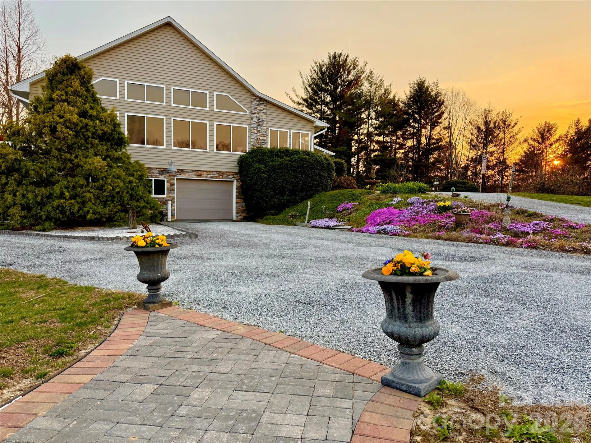 150 Hobby Horse Lane - Photo 4