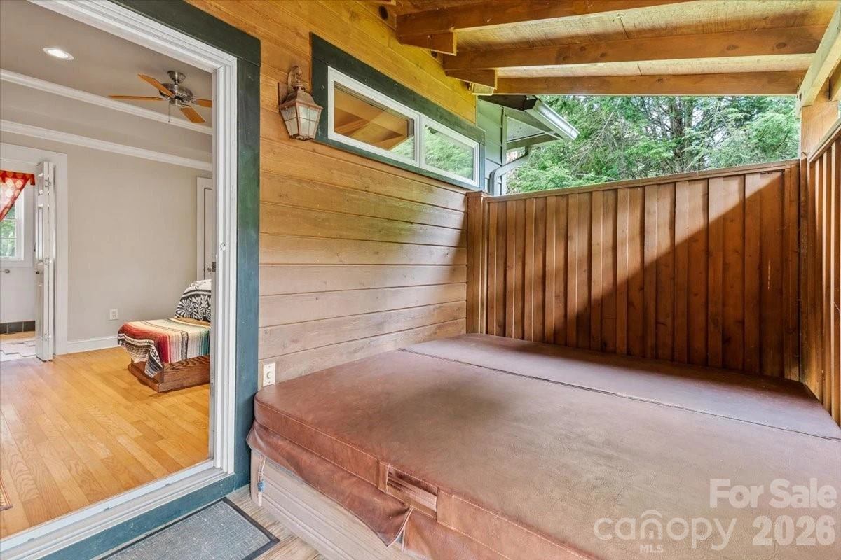 196 French Broad Street - Photo 13