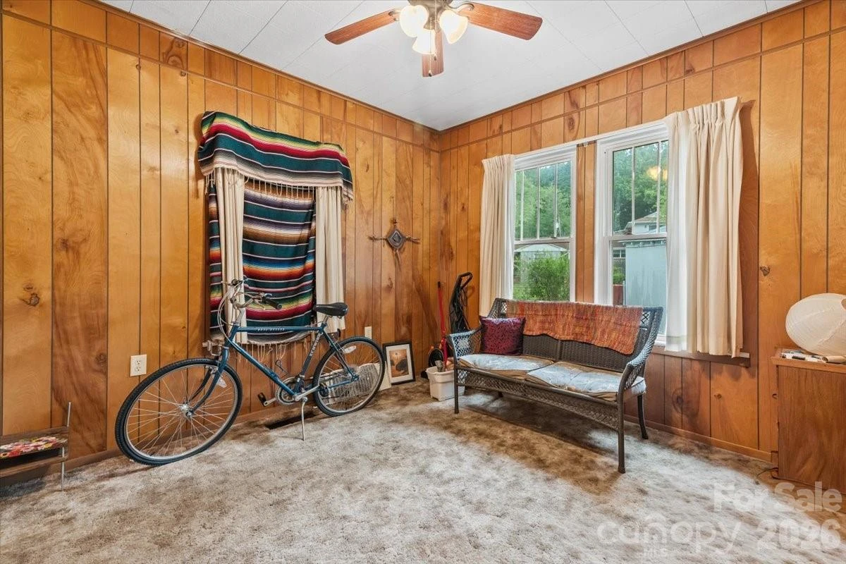 196 French Broad Street - Photo 16