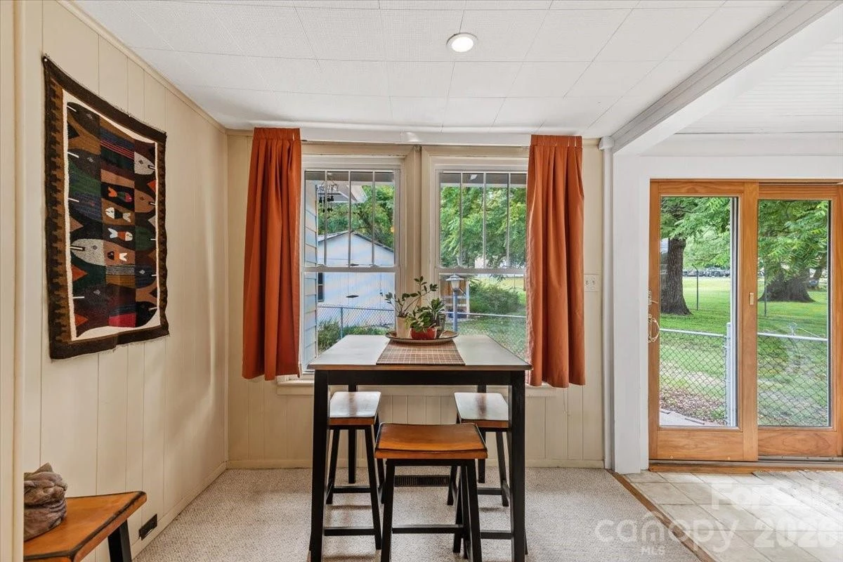 196 French Broad Street - Photo 18
