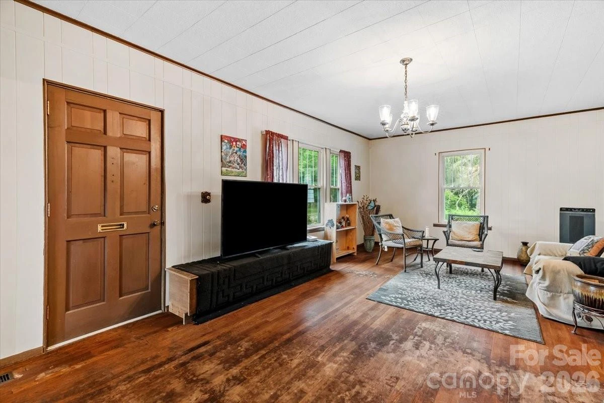 196 French Broad Street - Photo 3