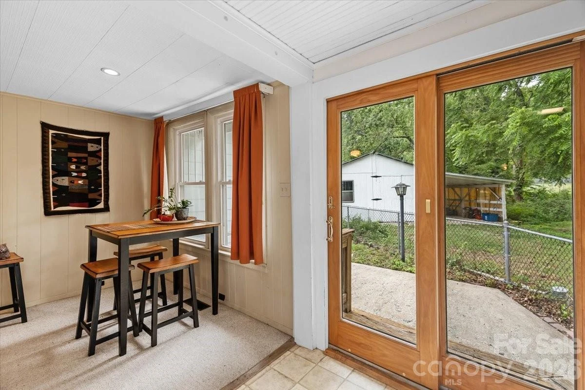 196 French Broad Street - Photo 23