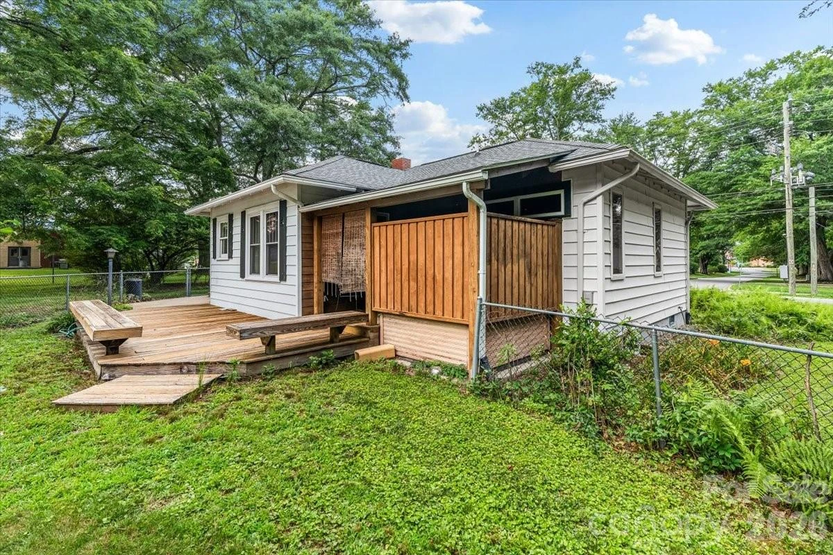 196 French Broad Street - Photo 25