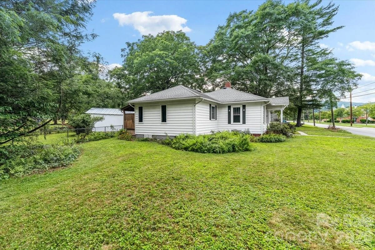 196 French Broad Street - Photo 28