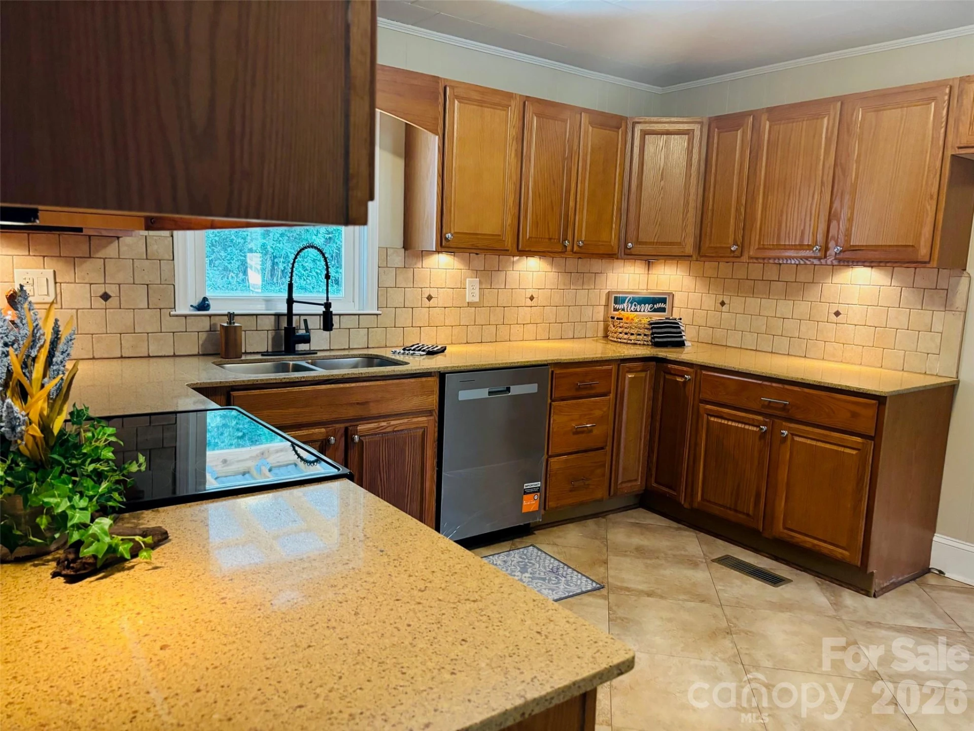 168 Collins Avenue - Photo 11