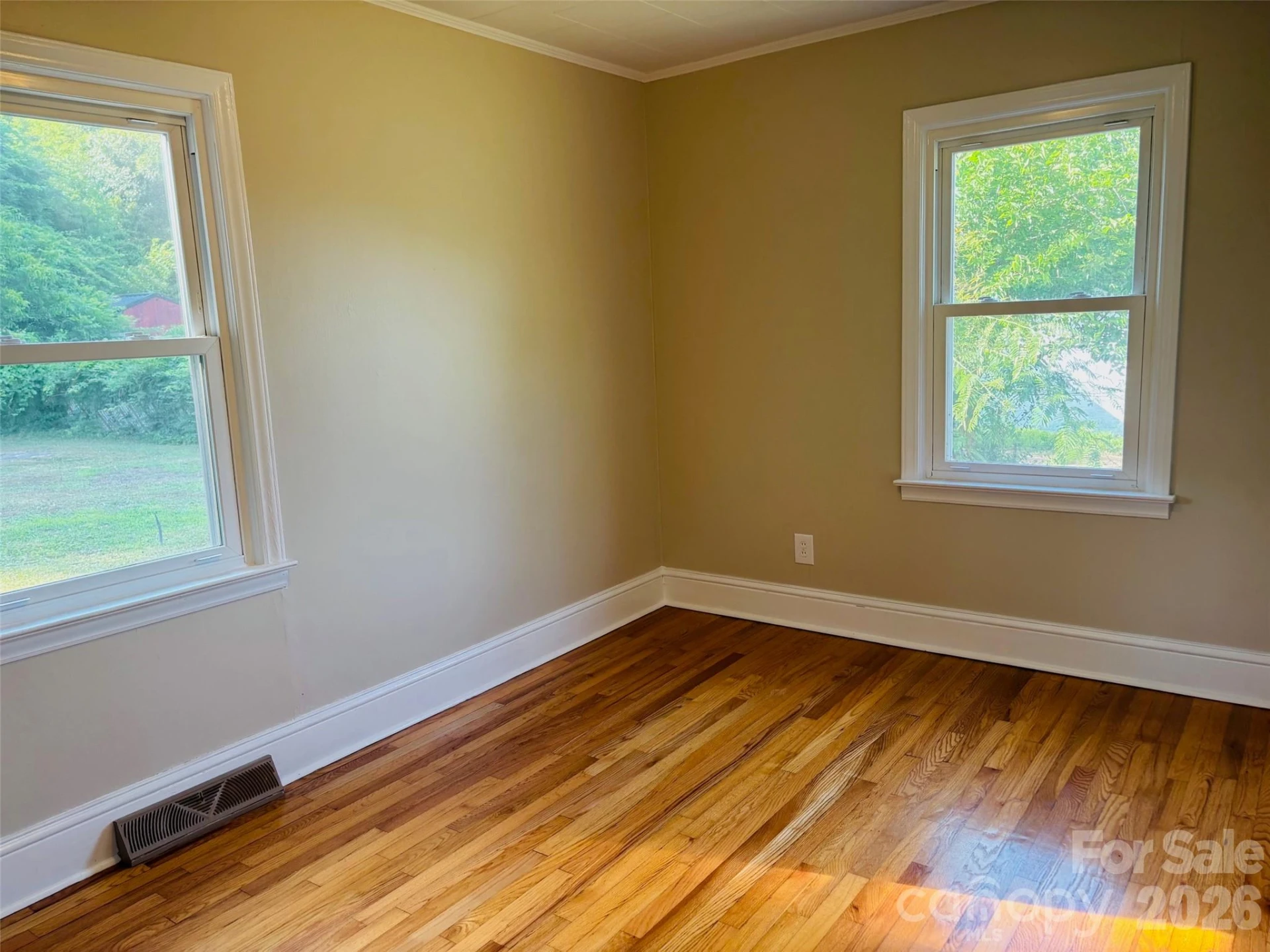 168 Collins Avenue - Photo 18