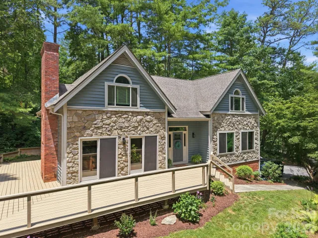 202 Riva Ridge Drive, Fairview, NC, 28730