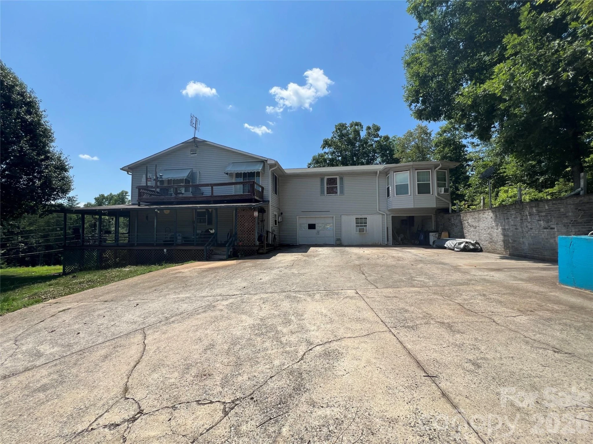 360 Carpenter Road - Photo 2