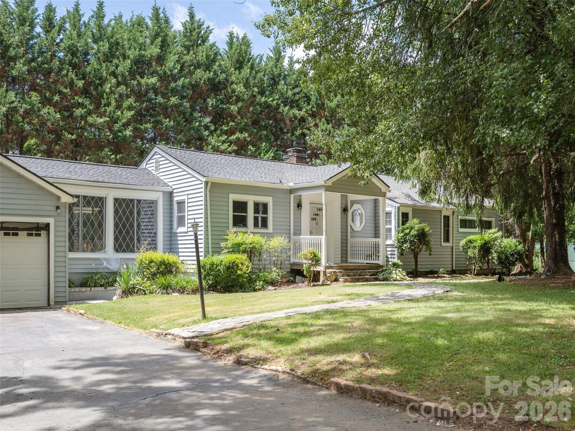 79 Edgewood Drive - Photo 3