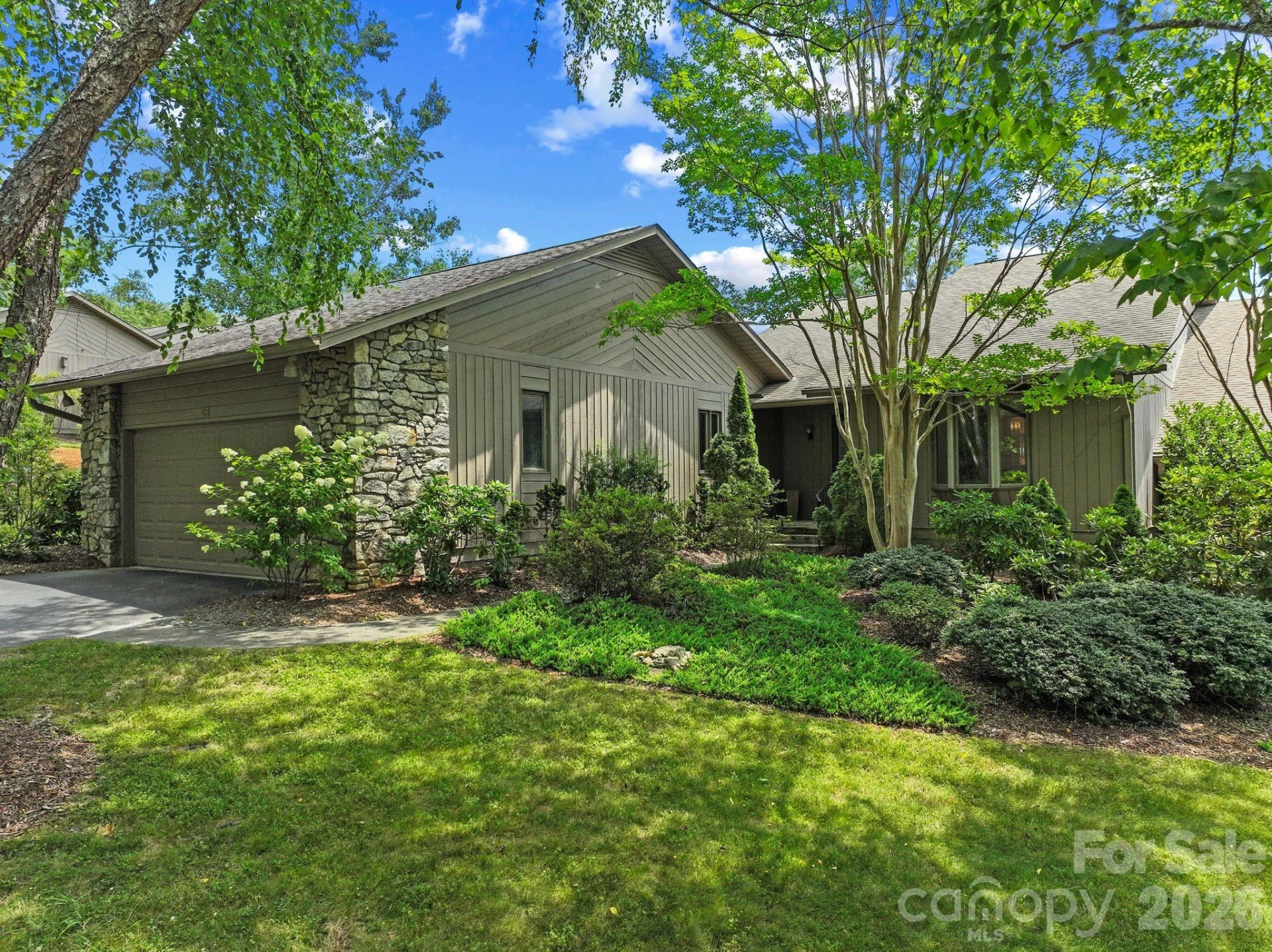 48 Stony Ridge - Photo 2