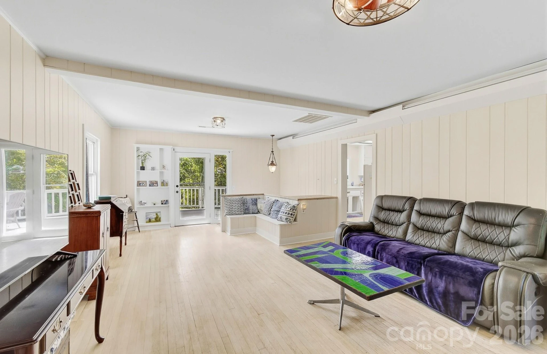629 Bailey Street - Photo 6