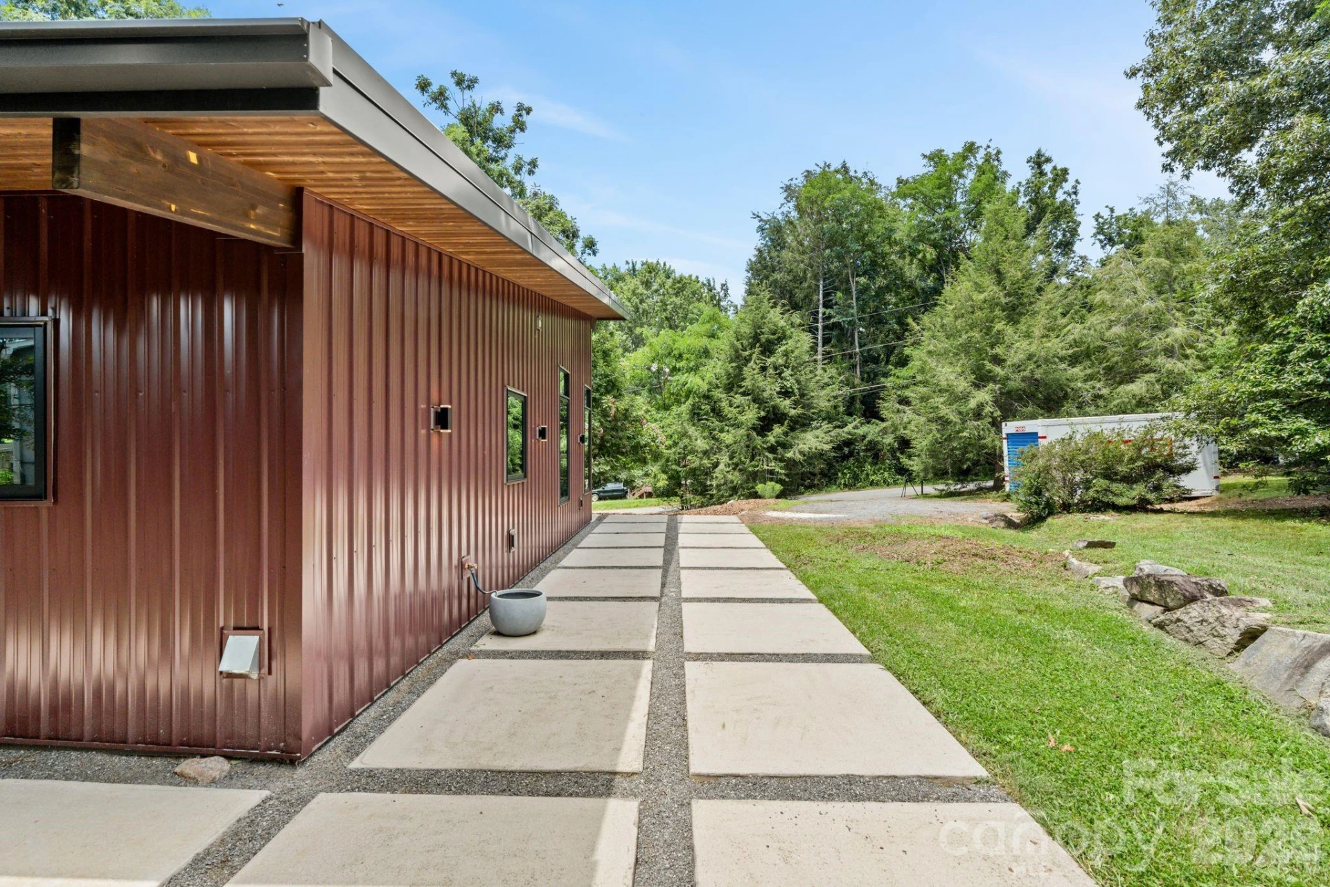 39 Wolf Road - Photo 9