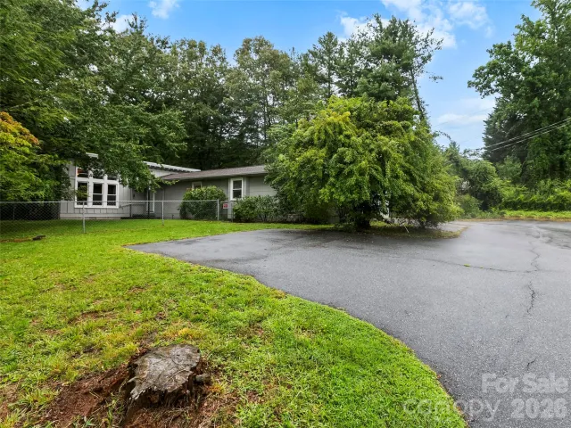 74 Long Shoals Road, Arden, NC, 28704