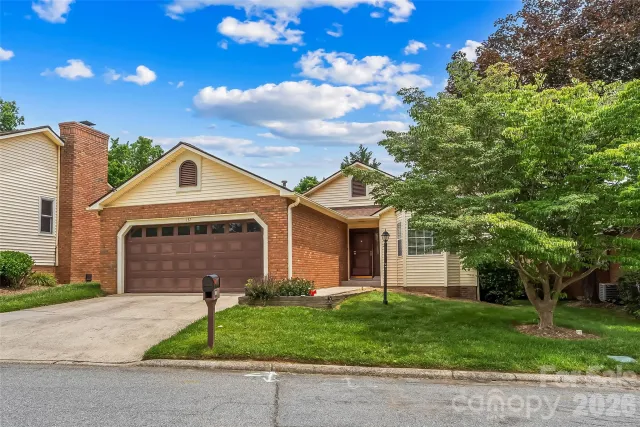 137 Exeter Court, Hendersonville, NC, 28791
