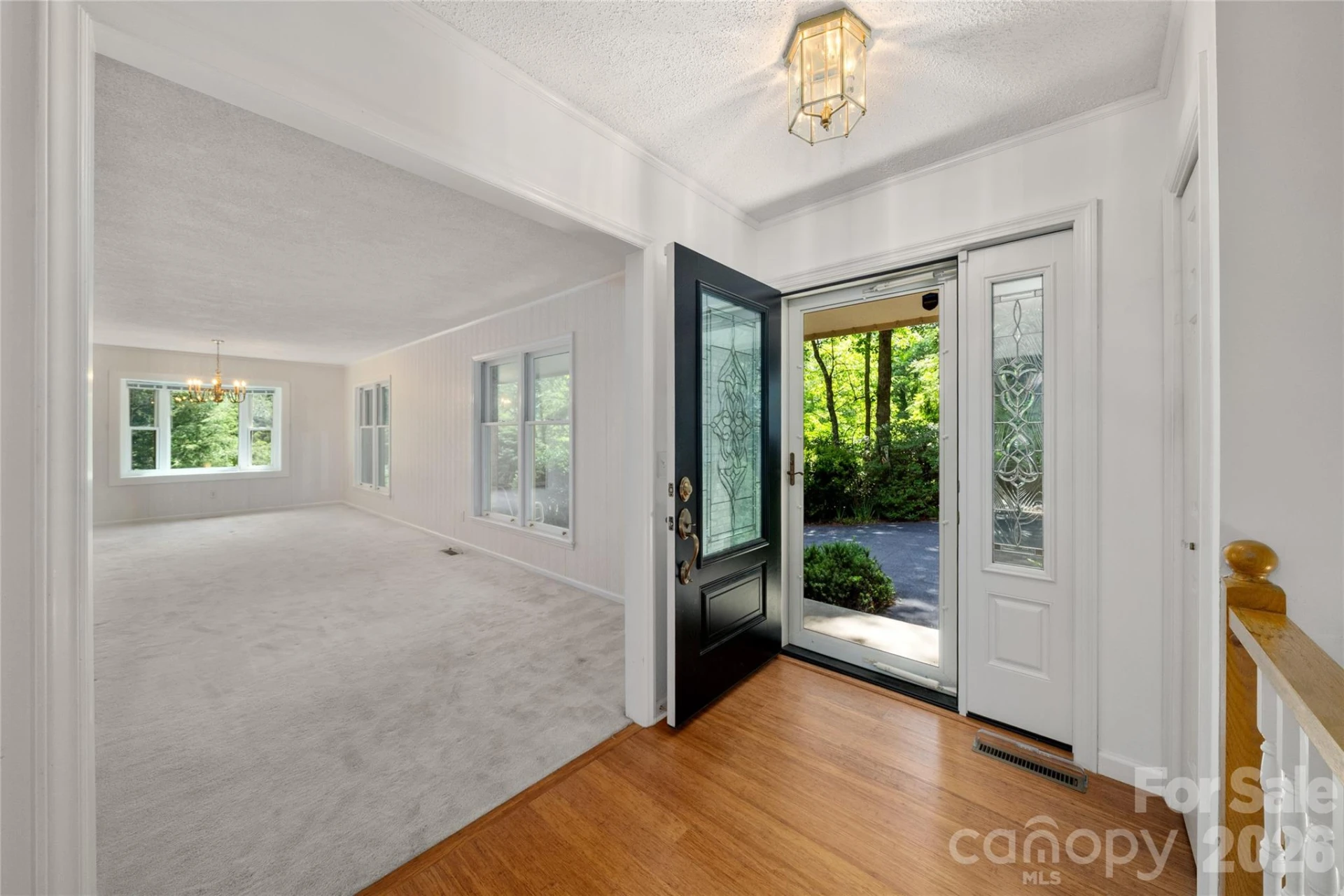 15 Carriage Court - Photo 2