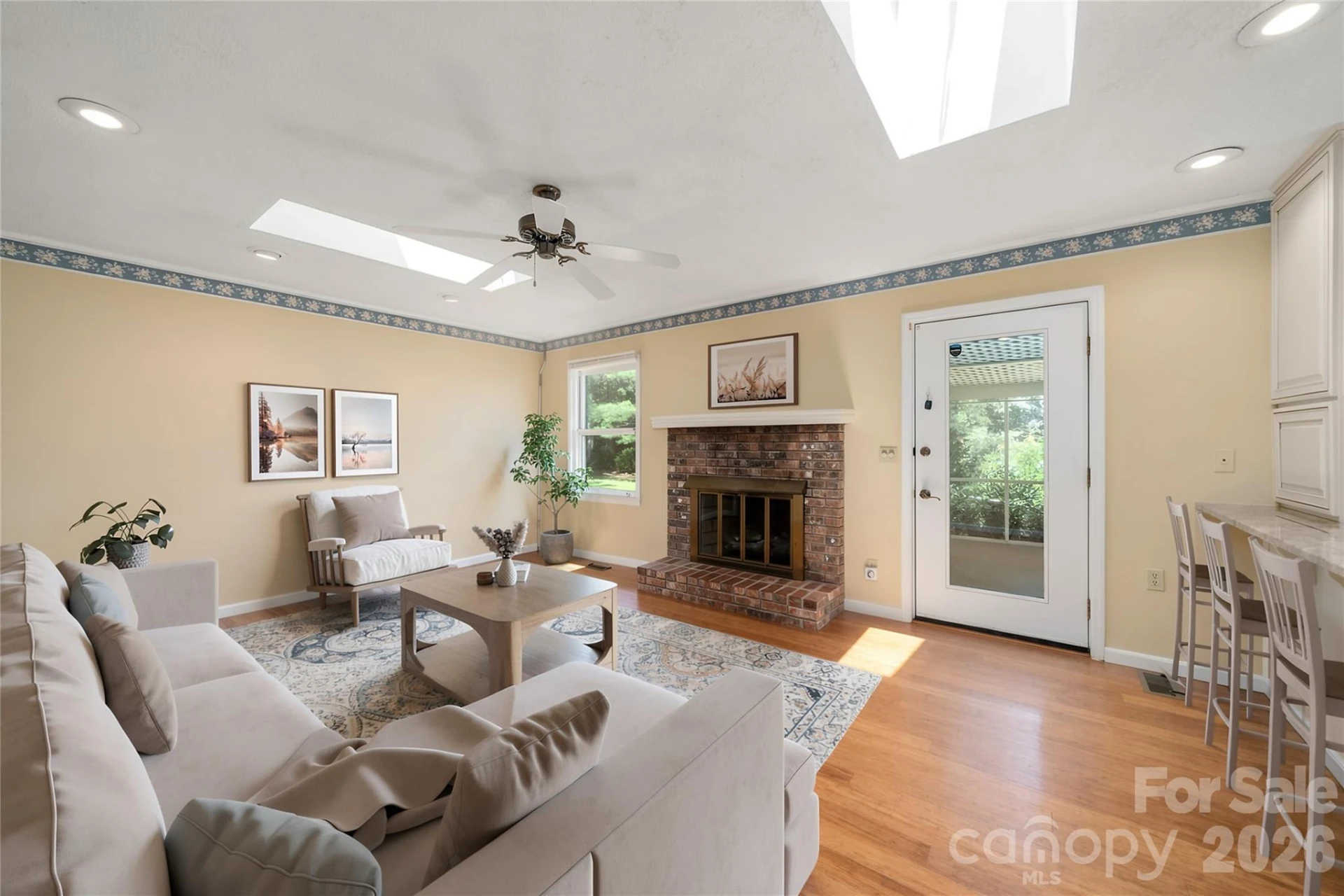 15 Carriage Court - Photo 4