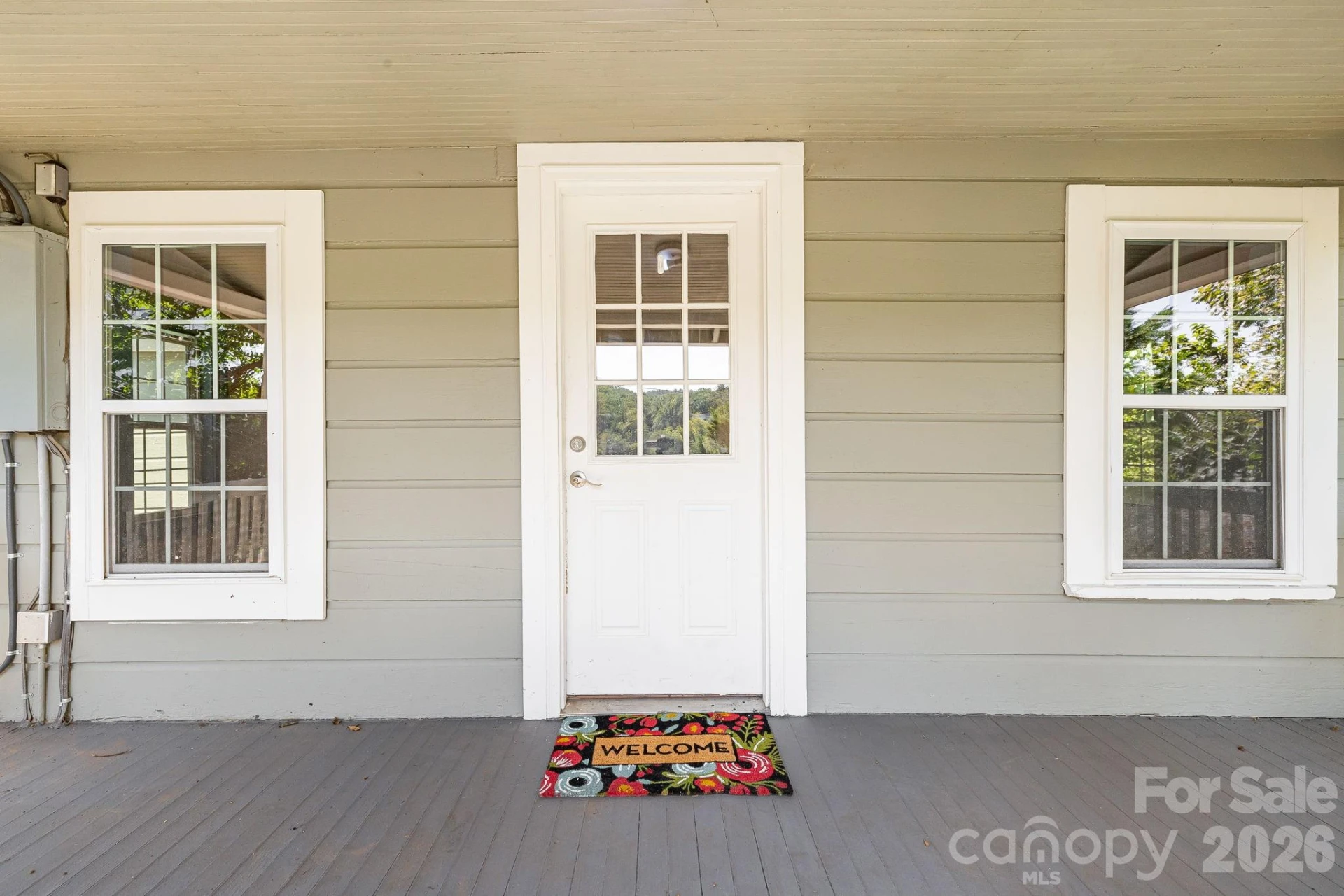 1055 Riverside Drive - Photo 6