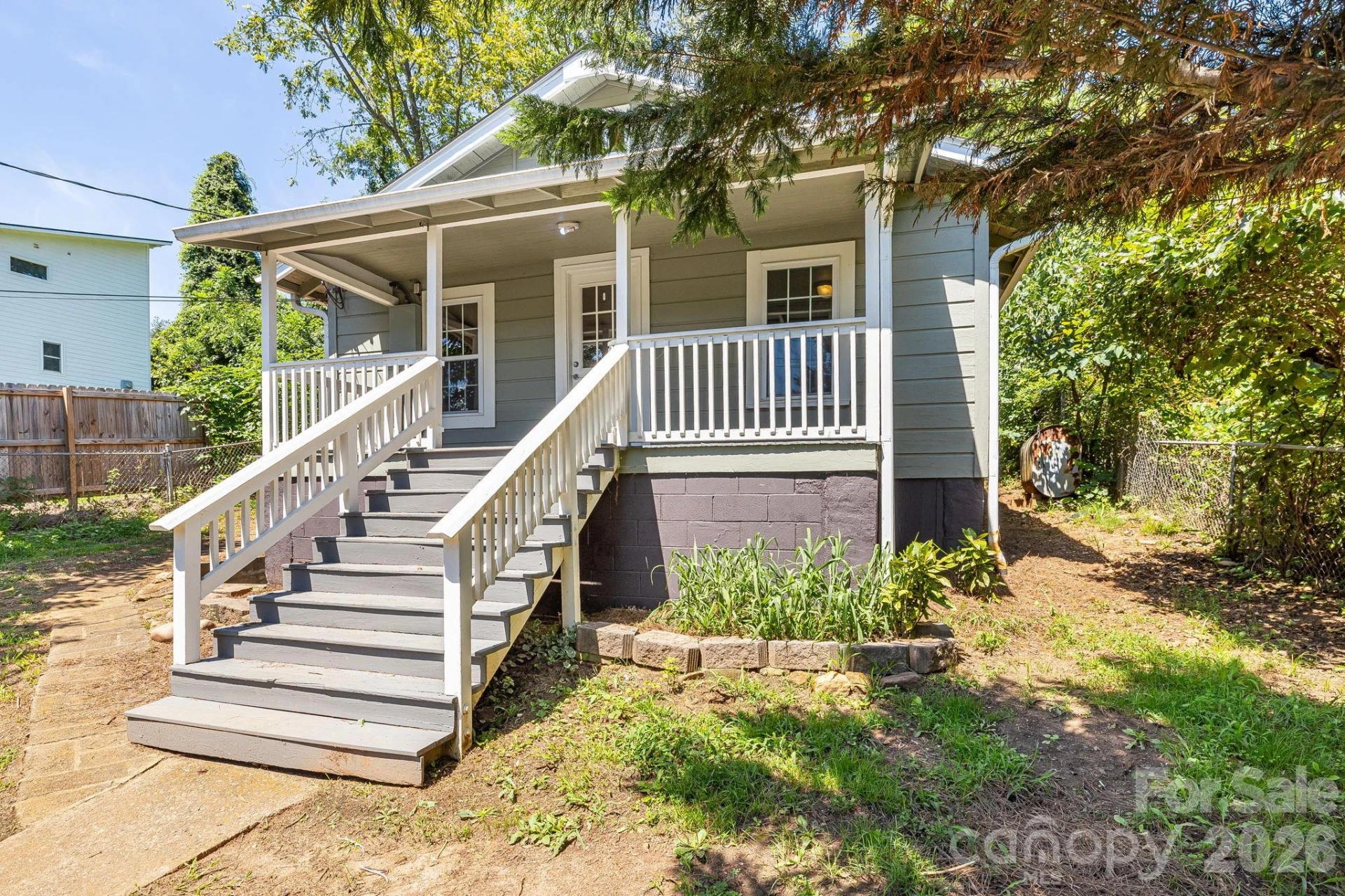 1055 Riverside Drive - Photo 24