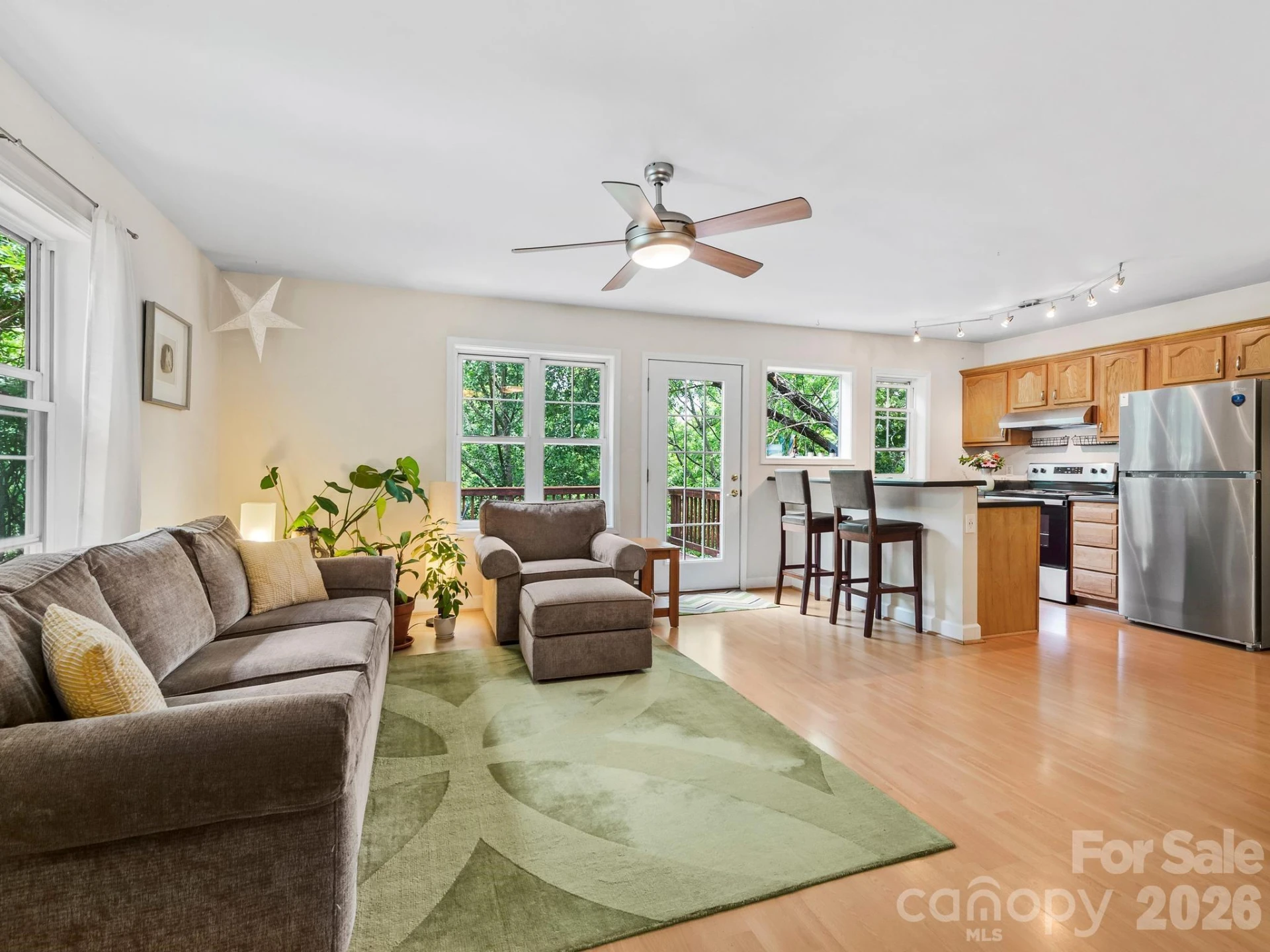 16 Jefferson Drive - Photo 8