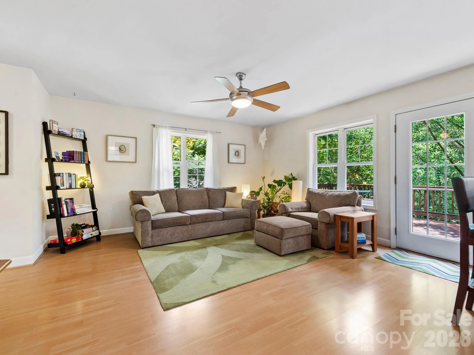 16 Jefferson Drive - Photo 9