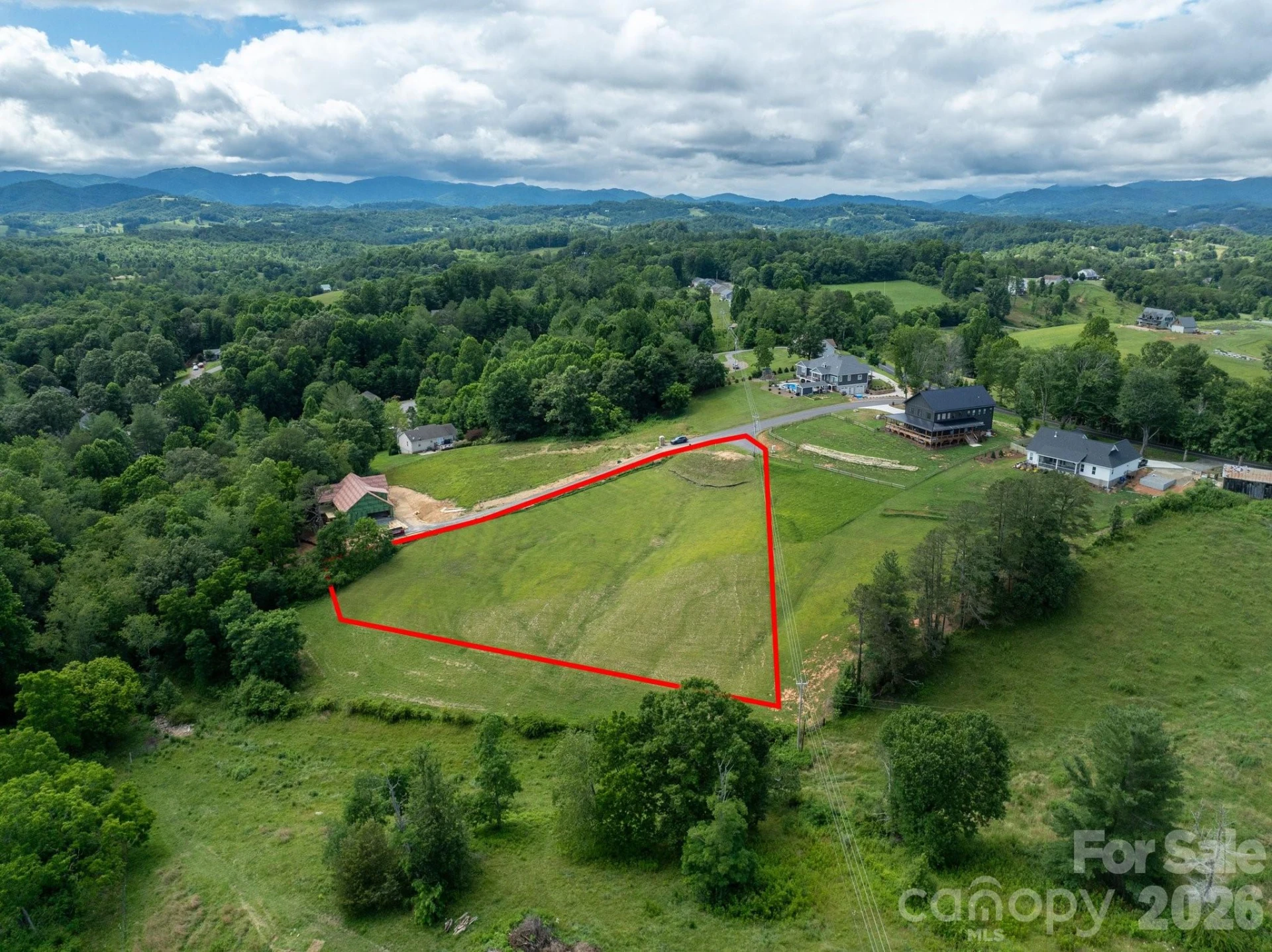 112 Grandview Drive - Photo 2