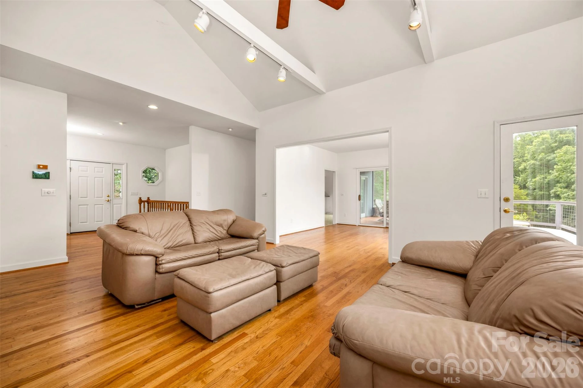 441 Lower Ridgeview Road - Photo 7