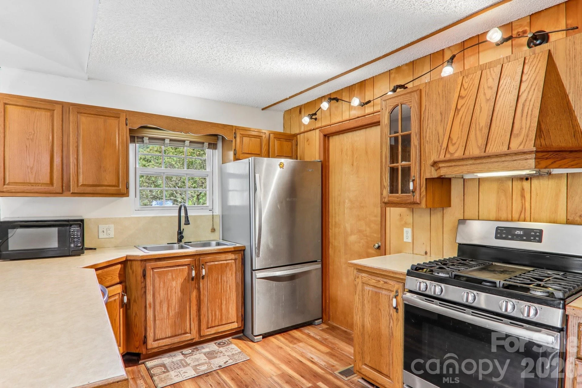 200 Holley Lane - Photo 18