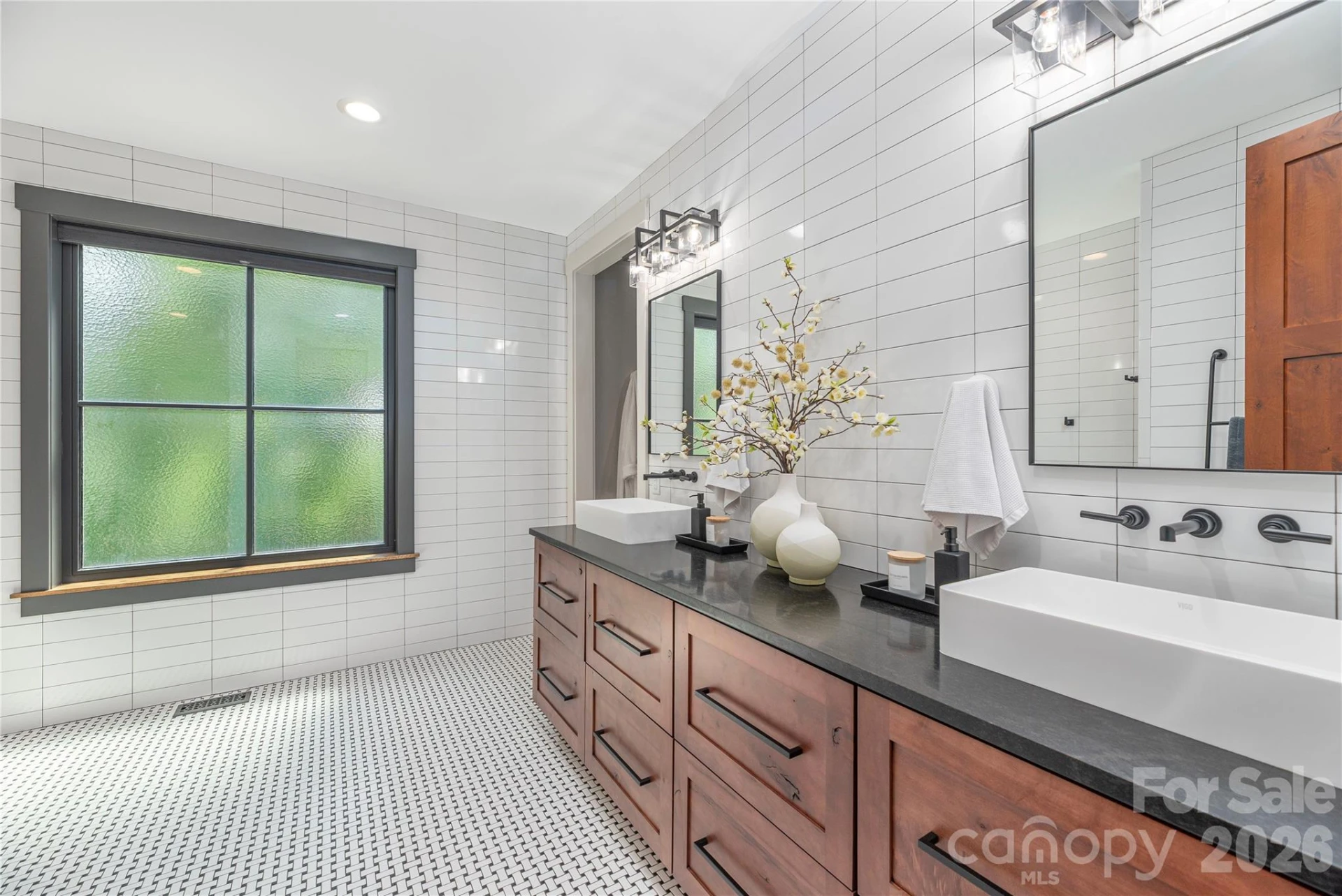 28 & 30 Garren View Drive - Photo 19