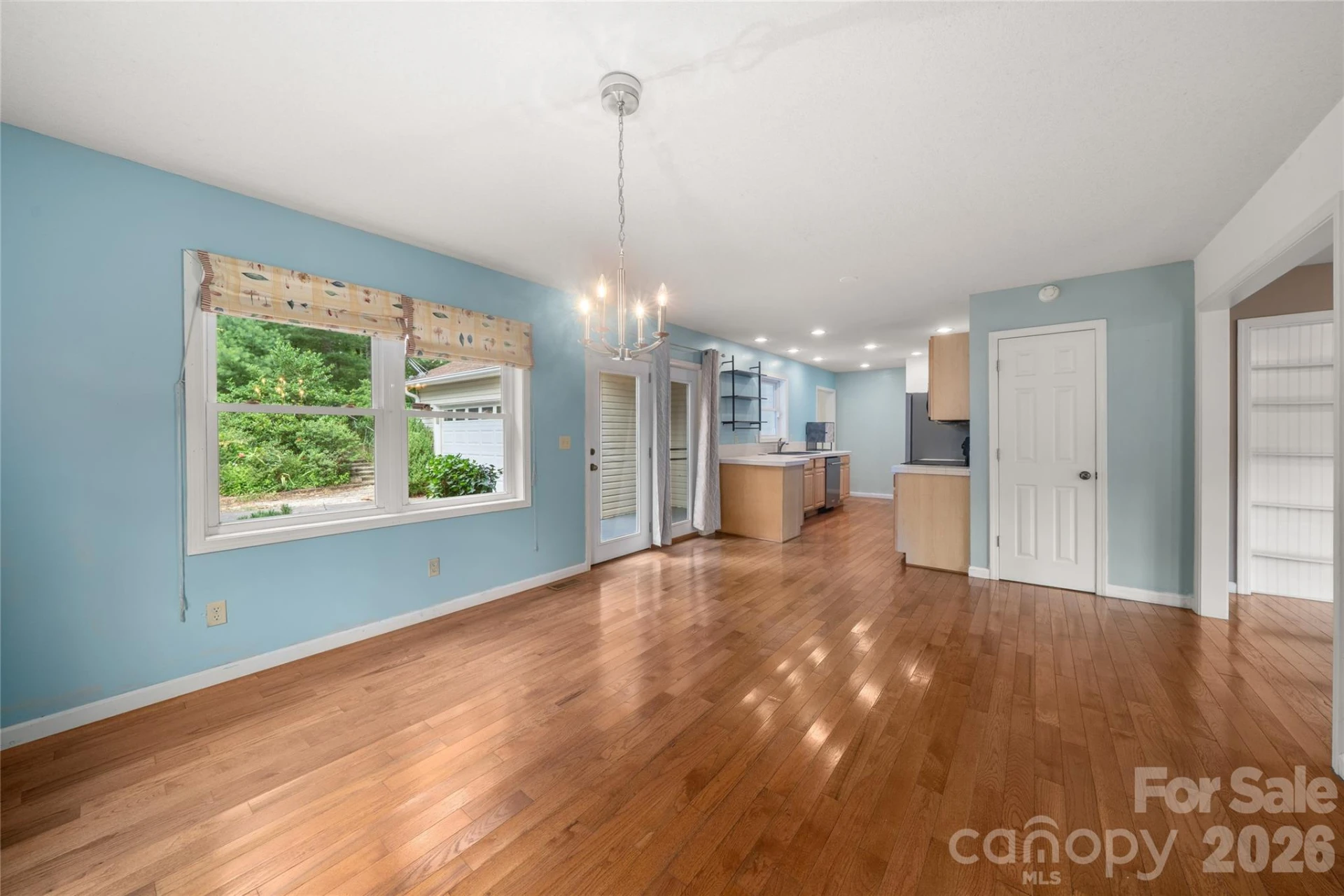 847 Lakeside Drive - Photo 11
