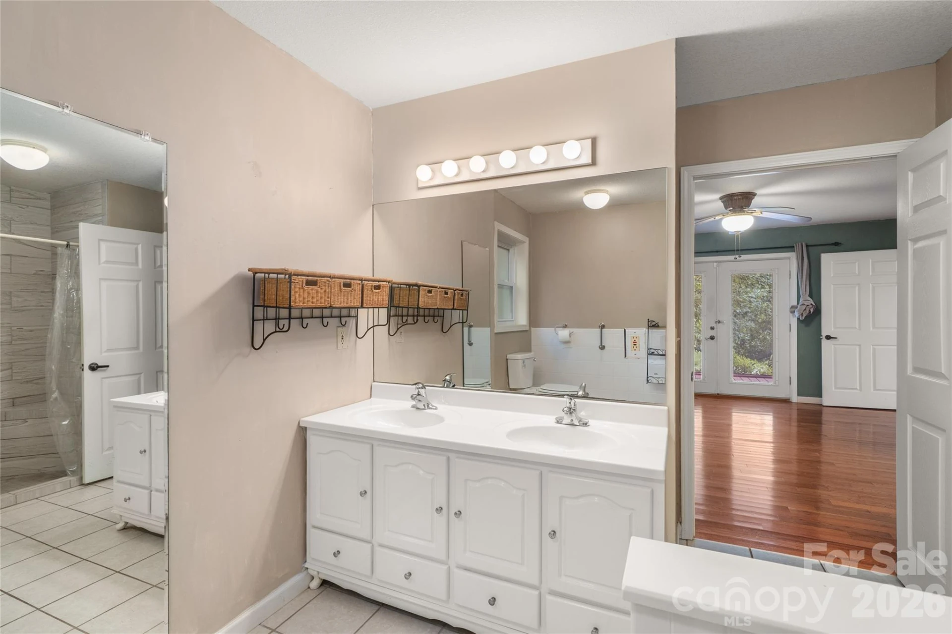 847 Lakeside Drive - Photo 8