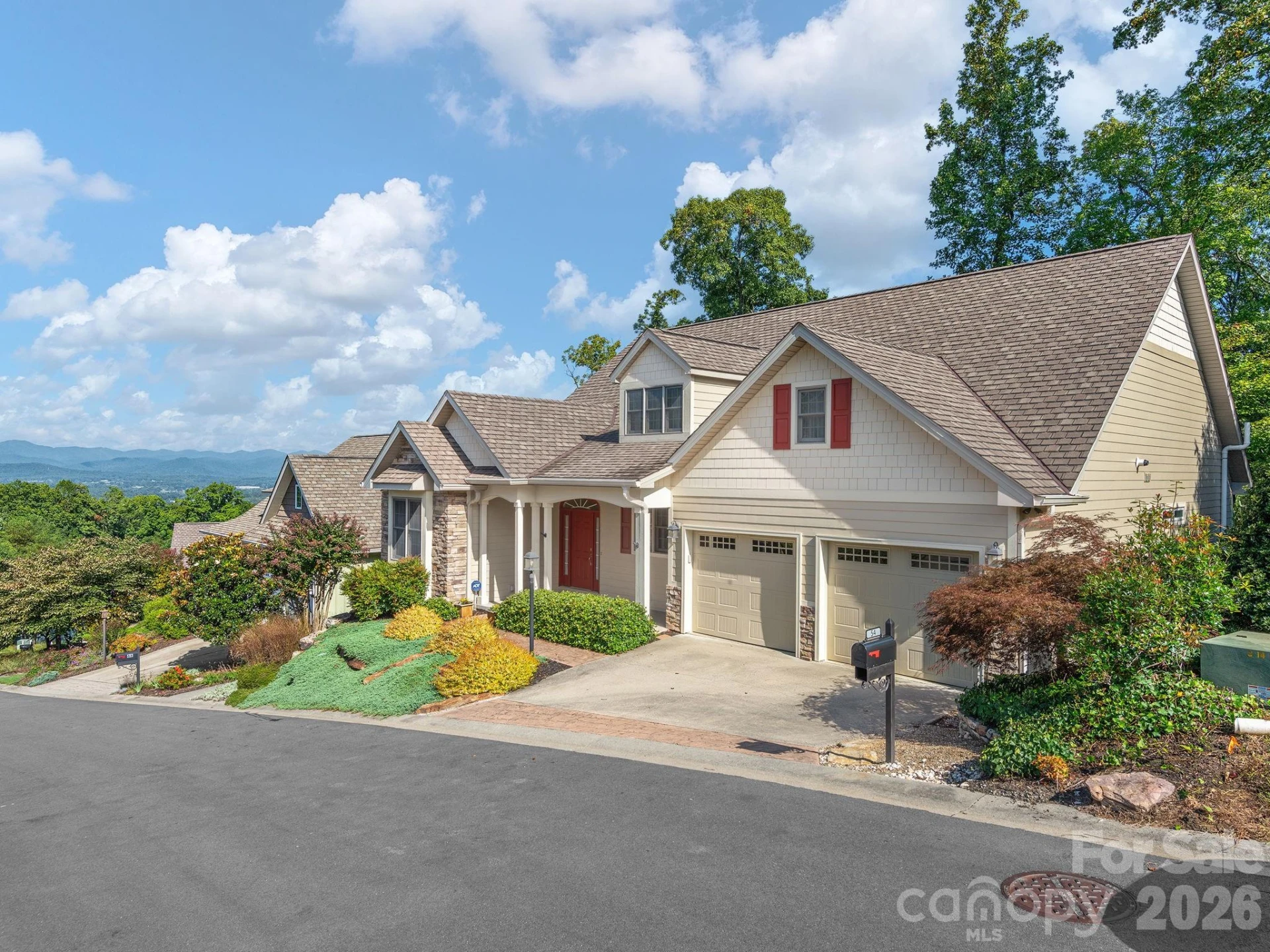 54 Deep Valley Lane - Photo 2