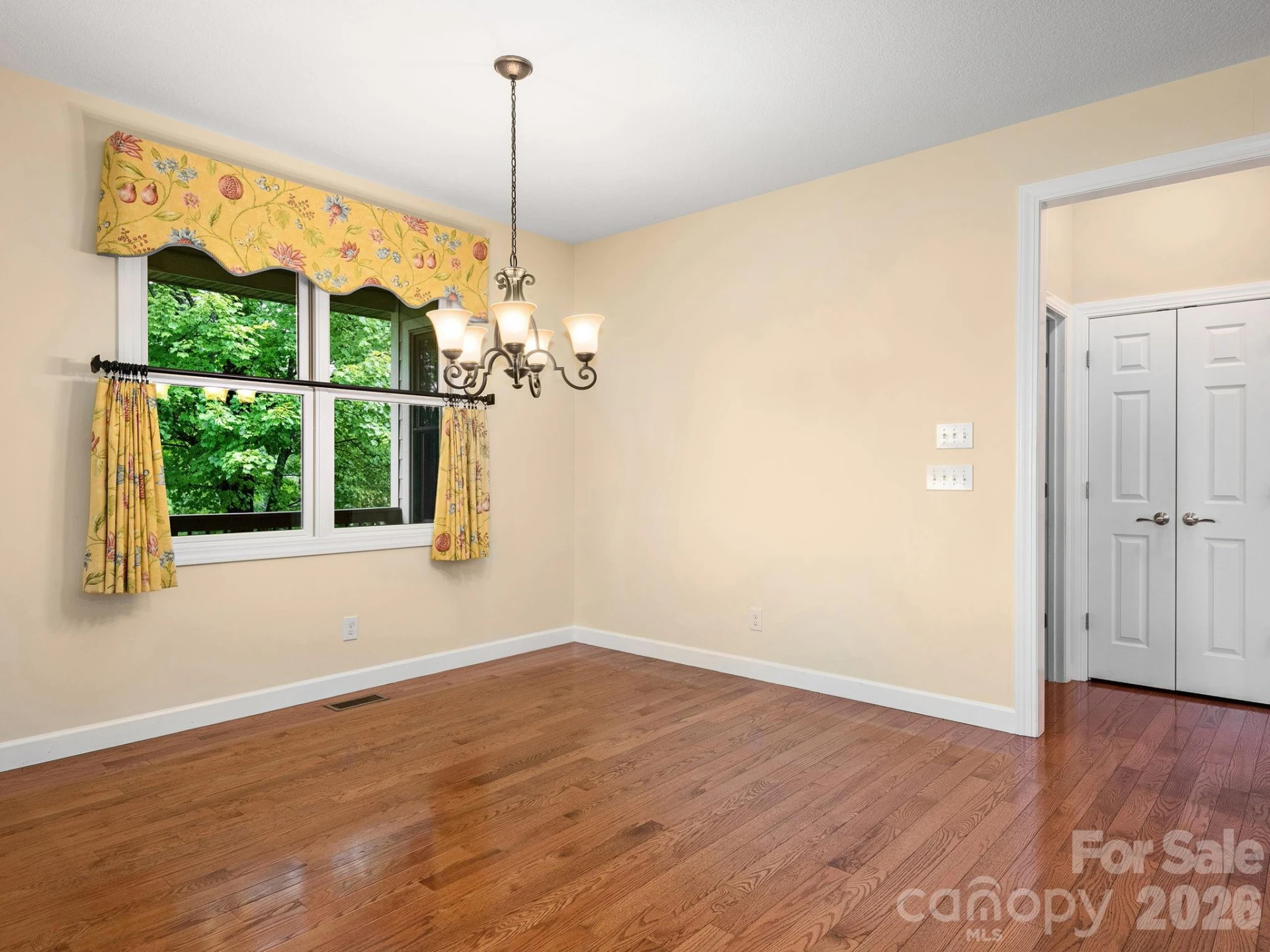 54 Deep Valley Lane - Photo 4